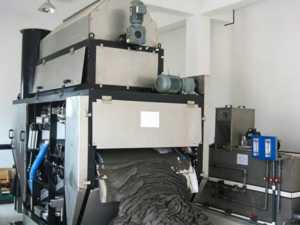 Belt filter press