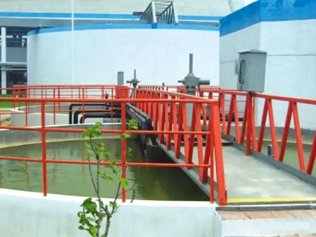 Desulphurisation wastewater treatment system